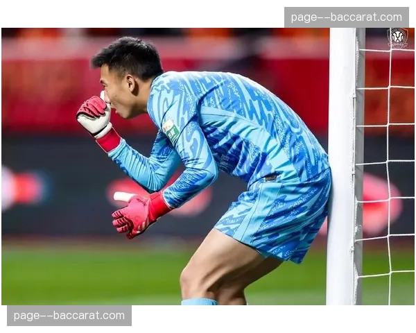 申花培养门将反戈：鲍亚雄从申花青训到绿城主力轨迹